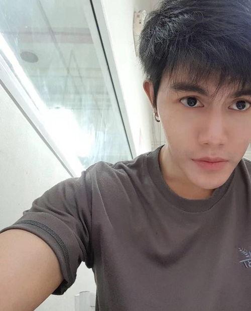 网红 男明星,网红与男明星的跨界魅力